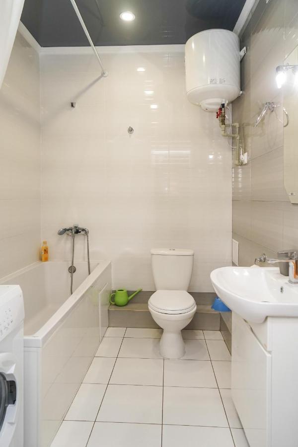 Cozy Apartment In A New Building Close To The Downtown Kiev Eksteriør billede